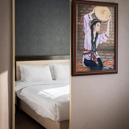 Melvin Apartman *